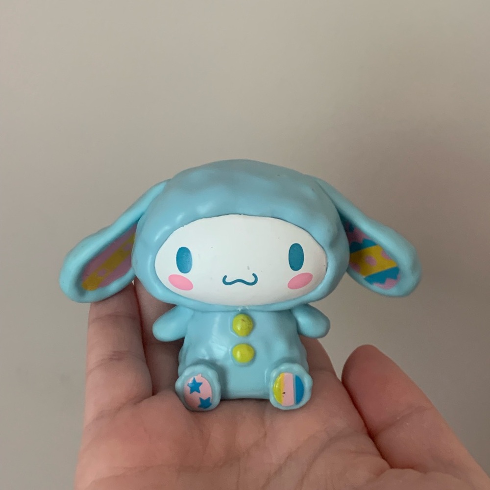 Cinnamoroll Easter figure